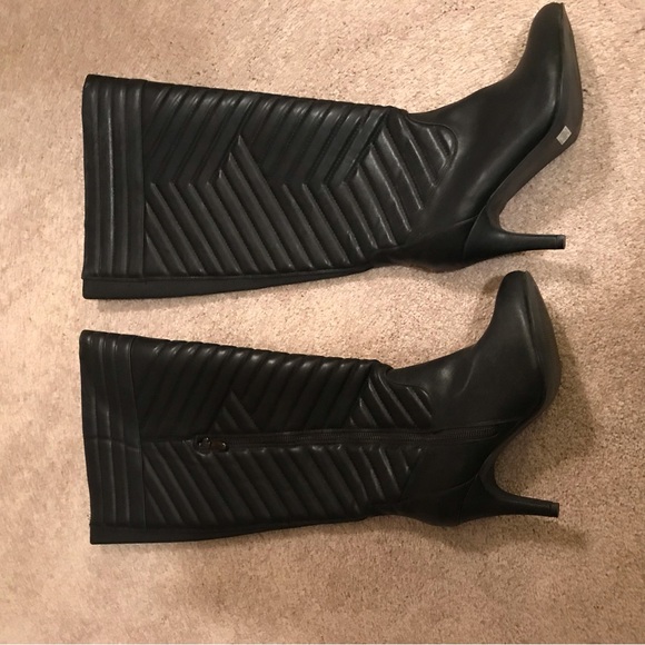 Torrid Quilted Black Heeled Boots Size 11W - Picture 10 of 11